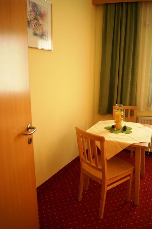 Appartement Gondelstube Saalbach Zimmer foto